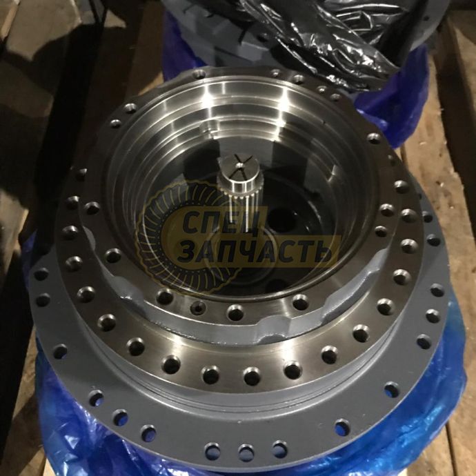 Редуктор хода CASe CX240 без мотора