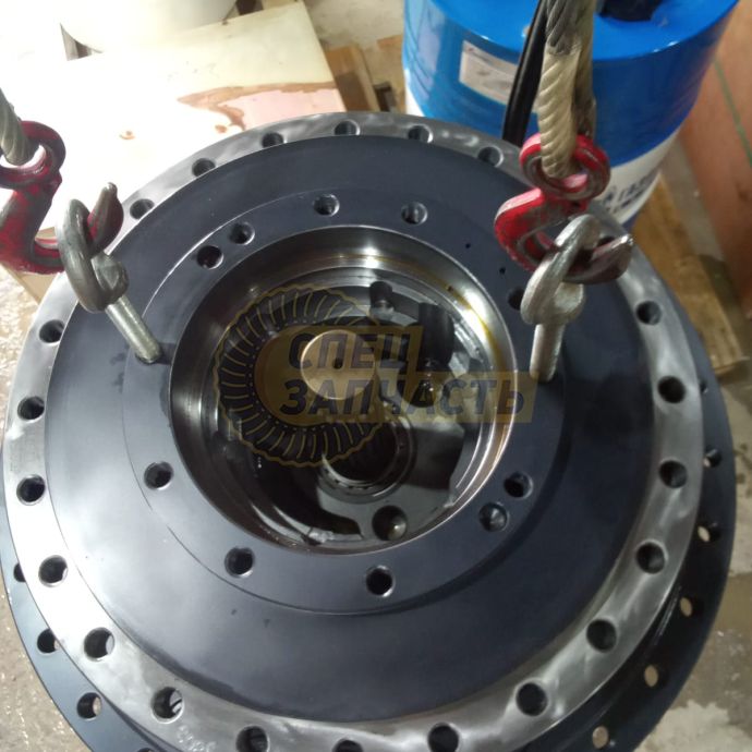 Редуктор хода HYUNDAI HX480L